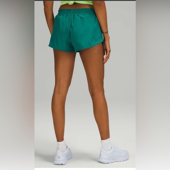 Lululemon Hotty Hot Low Rise Short-2.5"-Teal Lagoon - Picture 1 of 5